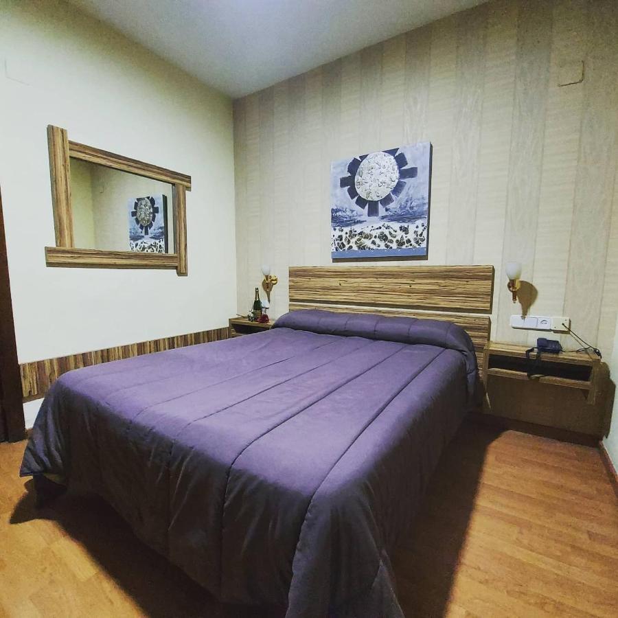 אלבאסטה Hotel Castilla מראה חיצוני תמונה