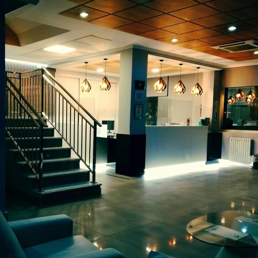 אלבאסטה Hotel Castilla מראה חיצוני תמונה