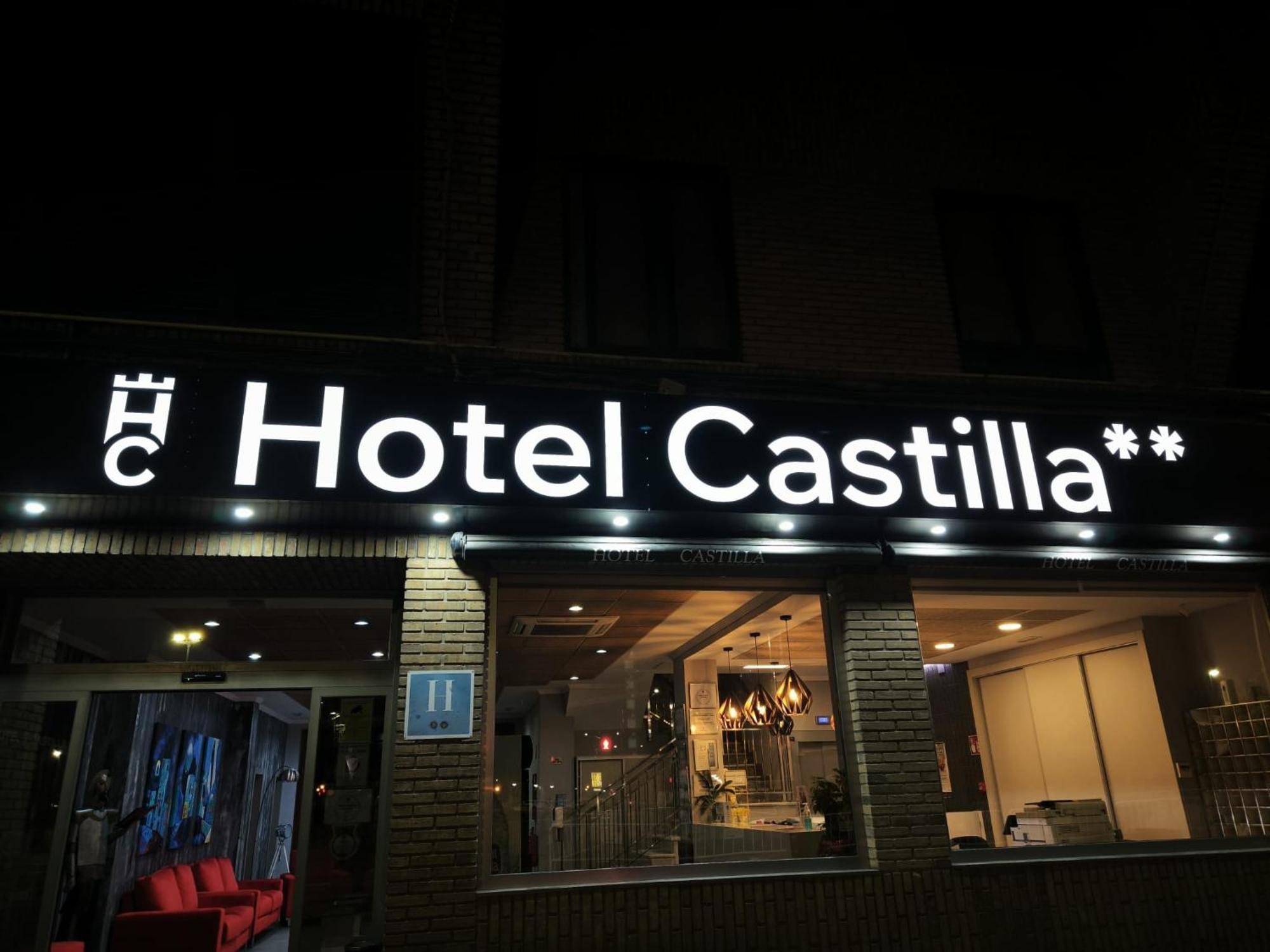 אלבאסטה Hotel Castilla מראה חיצוני תמונה