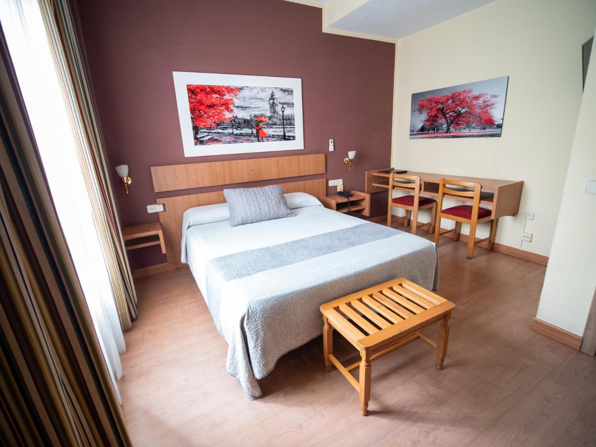 אלבאסטה Hotel Castilla מראה חיצוני תמונה